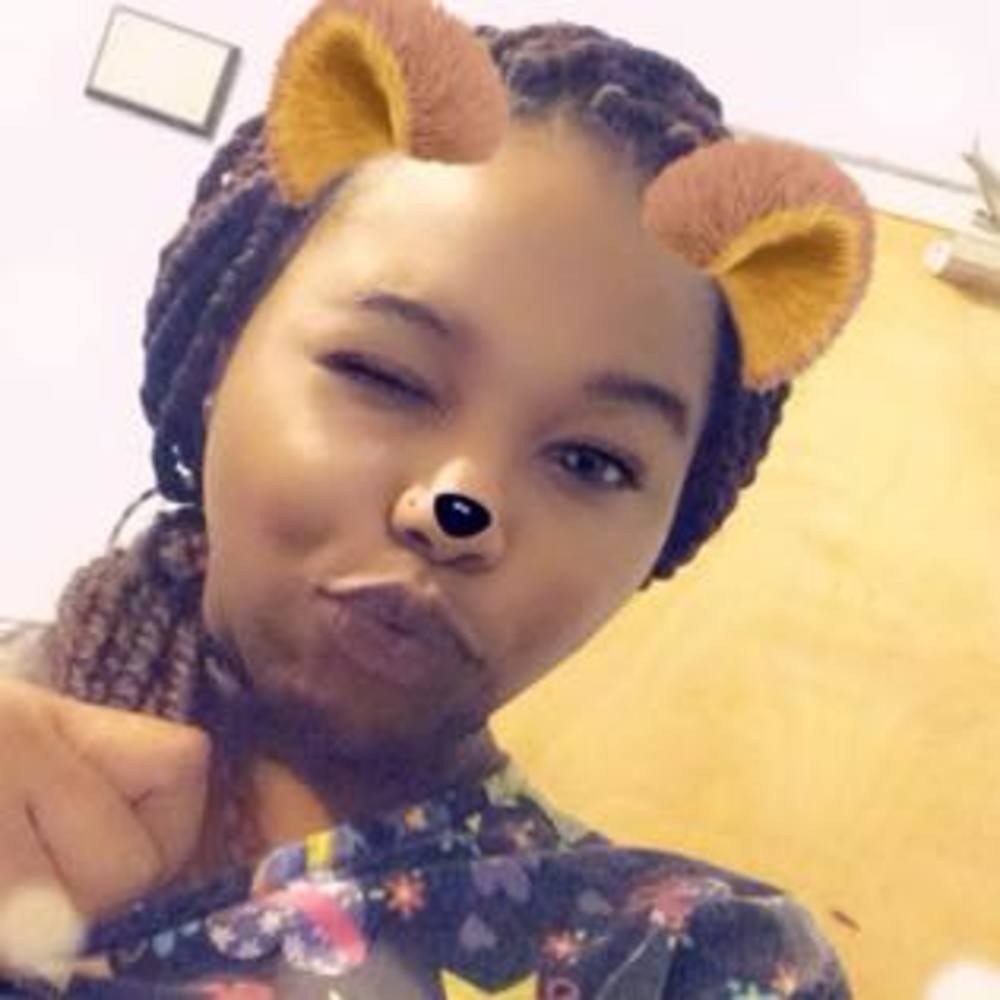 Meet your Posher, Darneshia